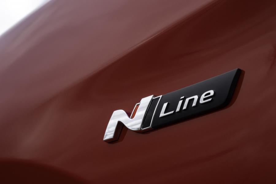 Логотип Hyundai Tucson N Line (TL) 2019 года  (UK) (фото 20 из 40)